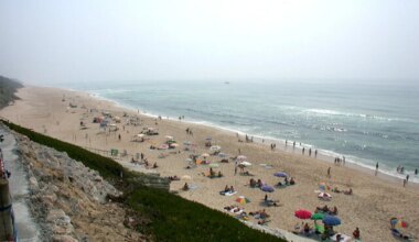 Contaminação na Praia da Nazaré Afeta 50 Pessoas