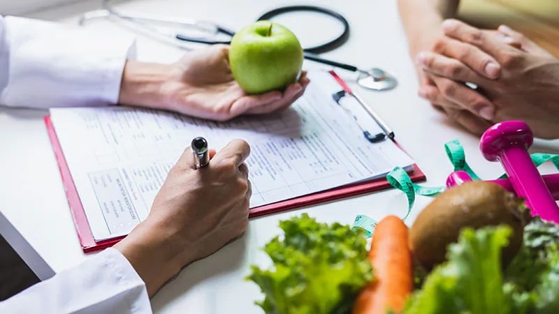 Como dietas e suplementos ricos em fibras podem melhorar a saúde de pacientes com obesidade