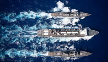 "Narcoterrorista". EUA enviam contratorpedeiros, submarino e navios anfíbios para a Venezuela