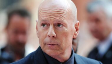Bruce Willis vive em residência adaptada após demência