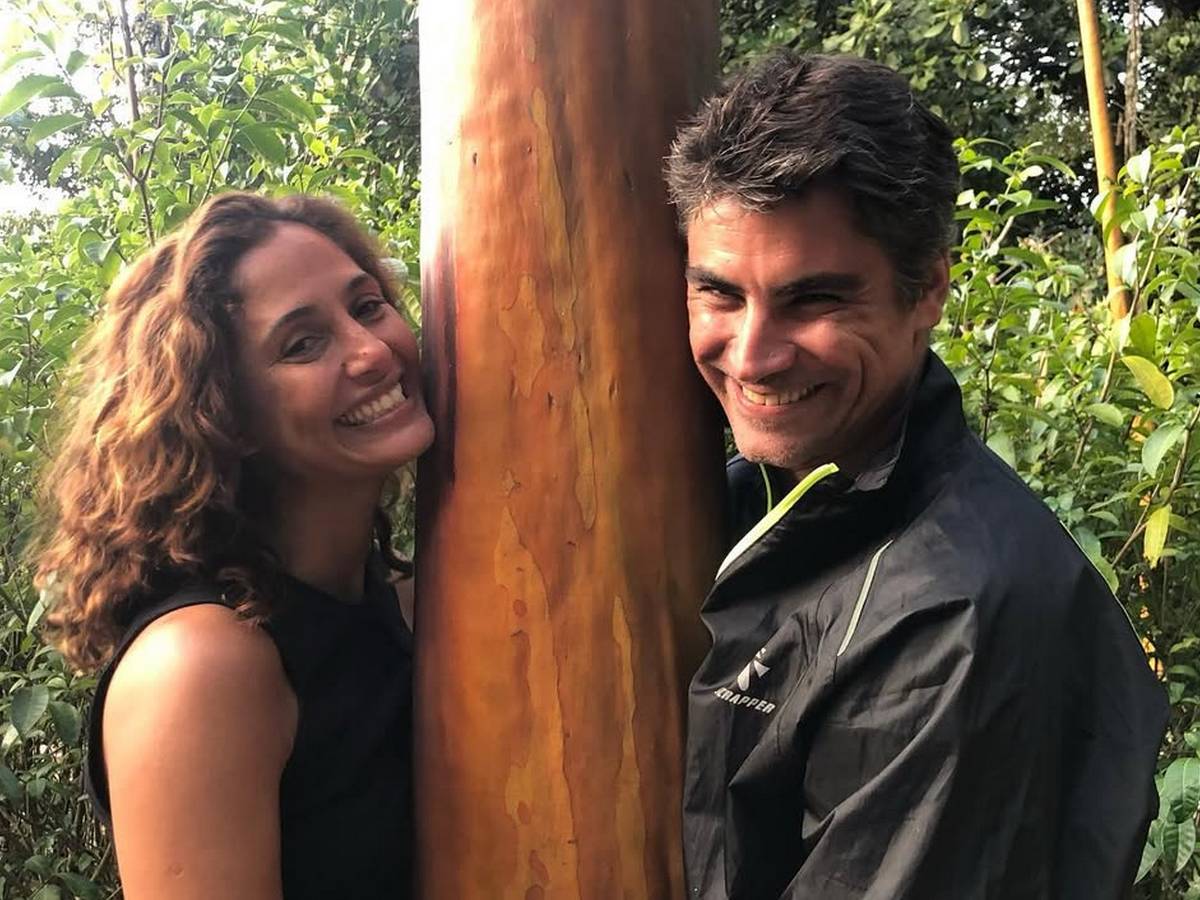 Camila Pitanga revela que está noiva e conta reação após pedido