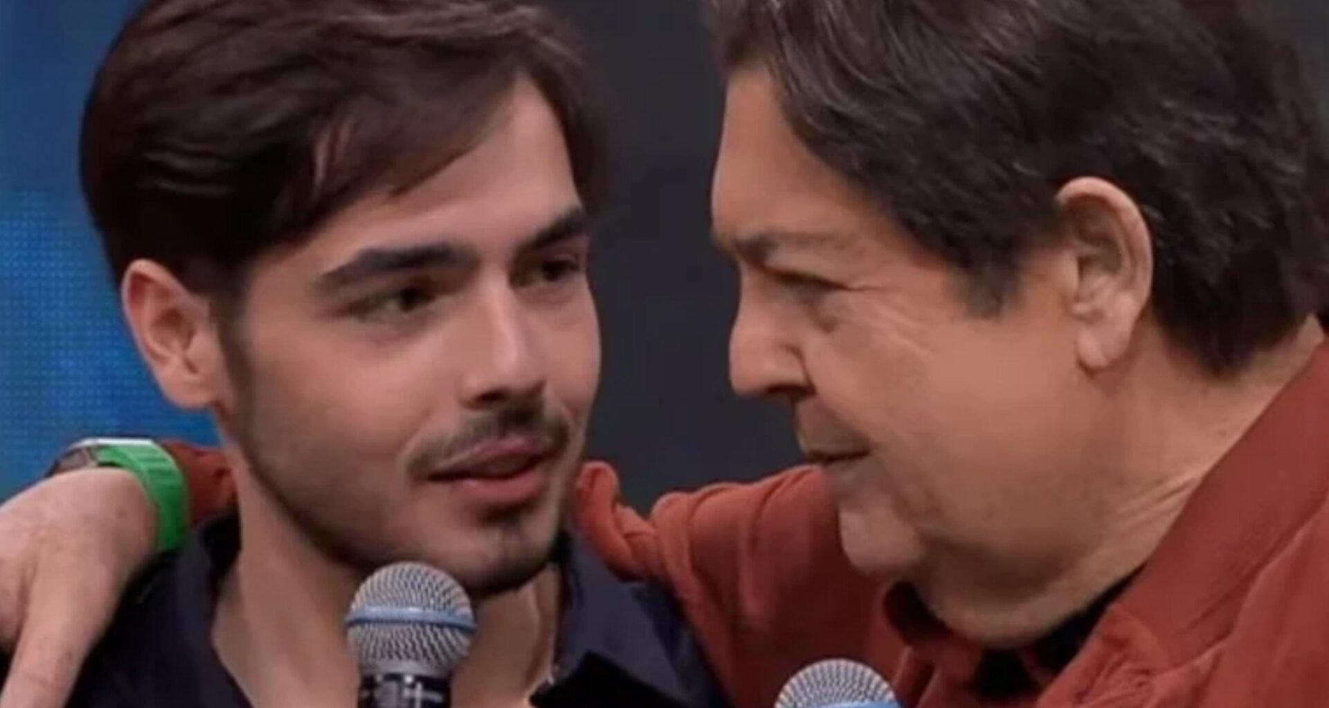 João Silva revela estado de saúde de Faustão ao chegar na festa d