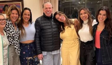 Homenagem de filhas de Silvio Santos um ano após sua morte