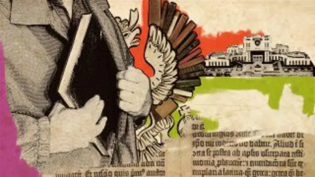 Na imagem, um livro está sendo escondido no casaco, com o prédio da biblioteca da Universidade Estatal de Moscou ao fundo.