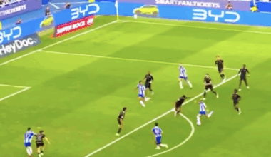 FC Porto-Casa Pia: William Gomes amplia vantagem dos dragões com um golaço - O Jogo
