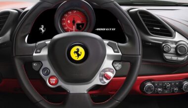 PSP recebe "bomba"! Um Ferrari 488 GTB de 240 mil euros