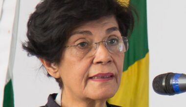 Em obra inédita, Marilena Chauí apresenta a filosofia como um modo de vida