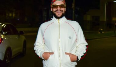 Gominho posta foto no espelho após perder 61 kg: 'Biscoitando'