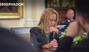 Meloni apanhada a dizer que evita jornalistas italianos – Observador