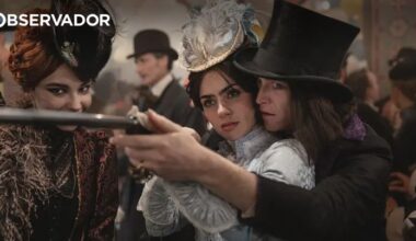“Drácula: Uma História de Amor”: por favor, morda-me o pescoço - Observador