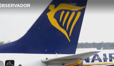 Piloto da Ryanair desmaia em voo Barcelona-Porto – Observador