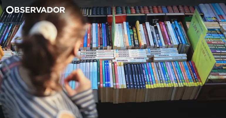 Feira do Livro do Porto arranca com Sérgio Godinho ao centro – Observador