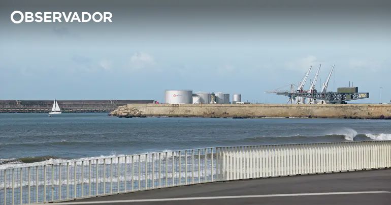 Homem morreu em praia de Matosinhos – Observador
