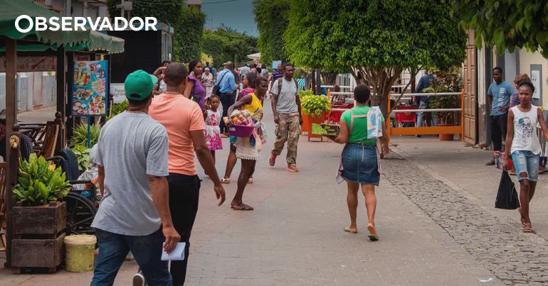 o que falta para o crioulo ser a língua oficial? – Observador