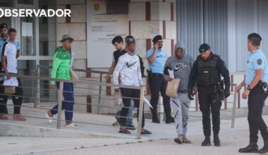“Pediram água, tabaco, comida. E gritaram Portugal" – Observador