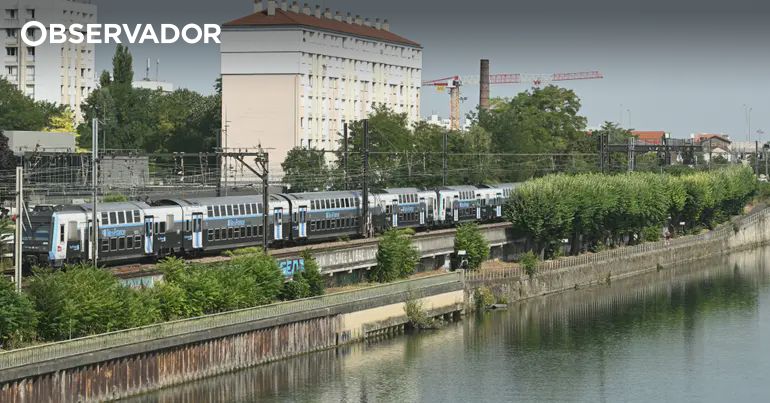 Detido suspeito de matar quatro pessoas no rio Sena – Observador