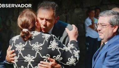 "Não merece estar aqui." PM criticado em funeral de bombeiro – Observador