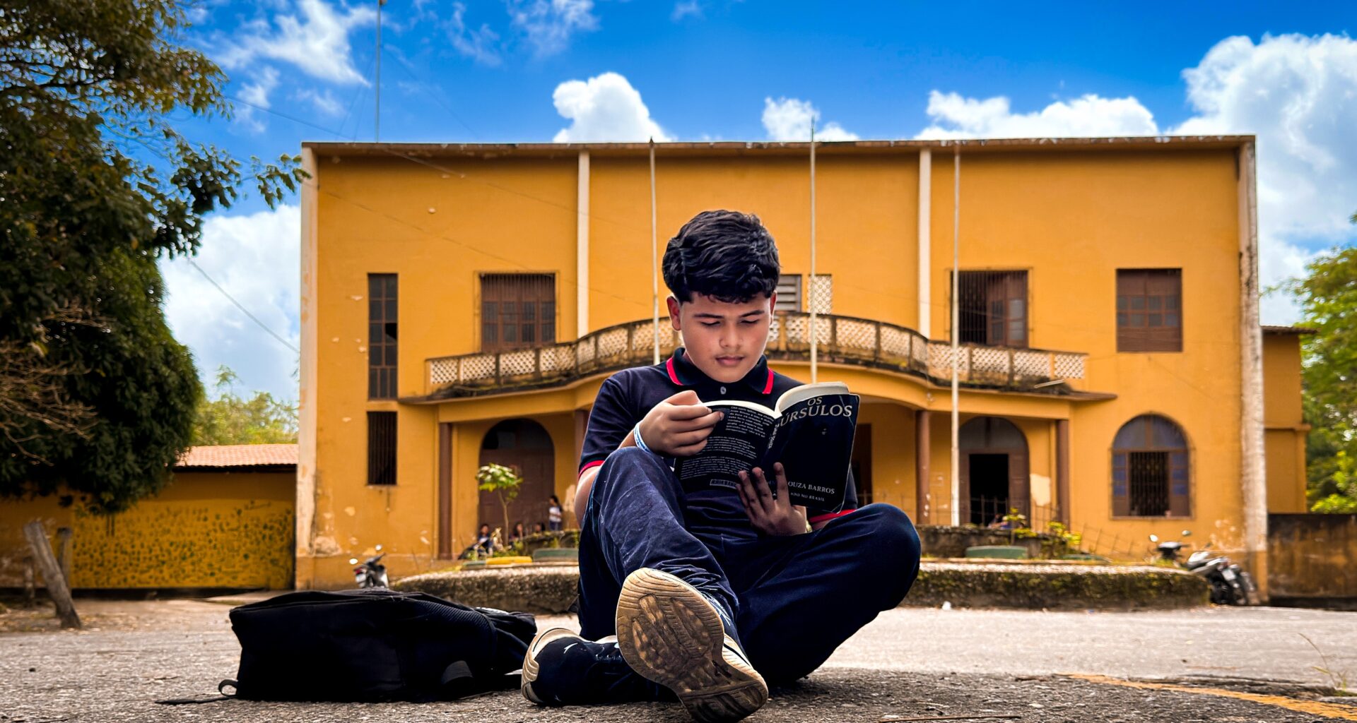 Livro de aluno de escola pública de Ourém viraliza nas redes e ganha lançamento na Feira Pan-Amazônica