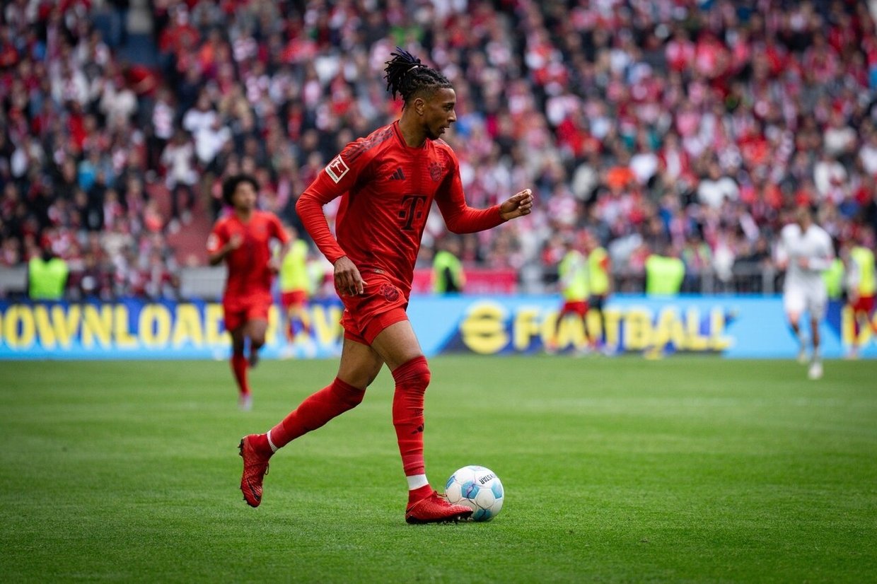 Bayern derrota Lyon com bis de Olise - zerozero.pt