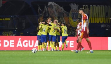 Reforços com currículos de elite: eis as caras novas do FC Arouca - zerozero.pt