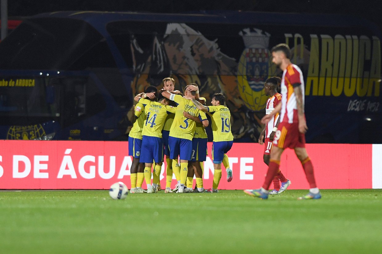 Reforços com currículos de elite: eis as caras novas do FC Arouca - zerozero.pt