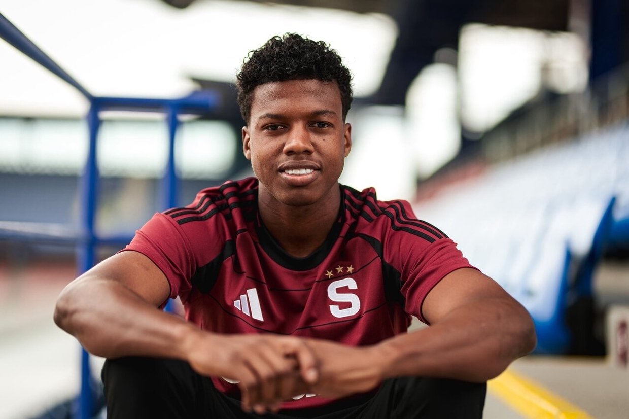 John Mercado abandona AFS e assina pelo Sparta Praha - zerozero.pt