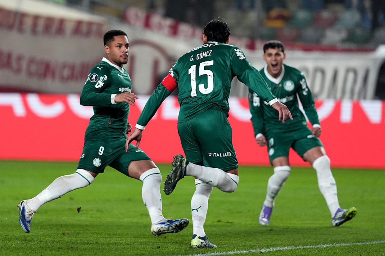 Palmeiras atropela Universitario e tem via aberta para os quartos da Libertadores - zerozero.pt