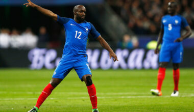Caso Diarra : médio francês processa FIFA e exige mais de 60 milhões de euros - zerozero.pt