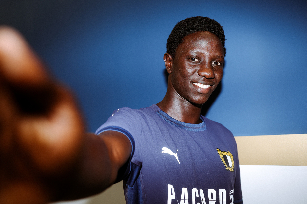 FC Famalicão contrata promessa senegalesa de 18 anos - zerozero.pt