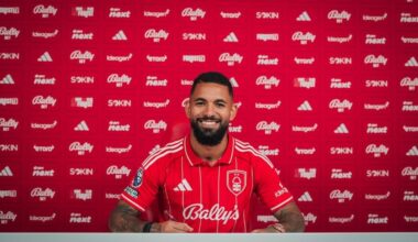 Nottingham Forest anuncia Douglas Luiz como novo reforço - zerozero.pt