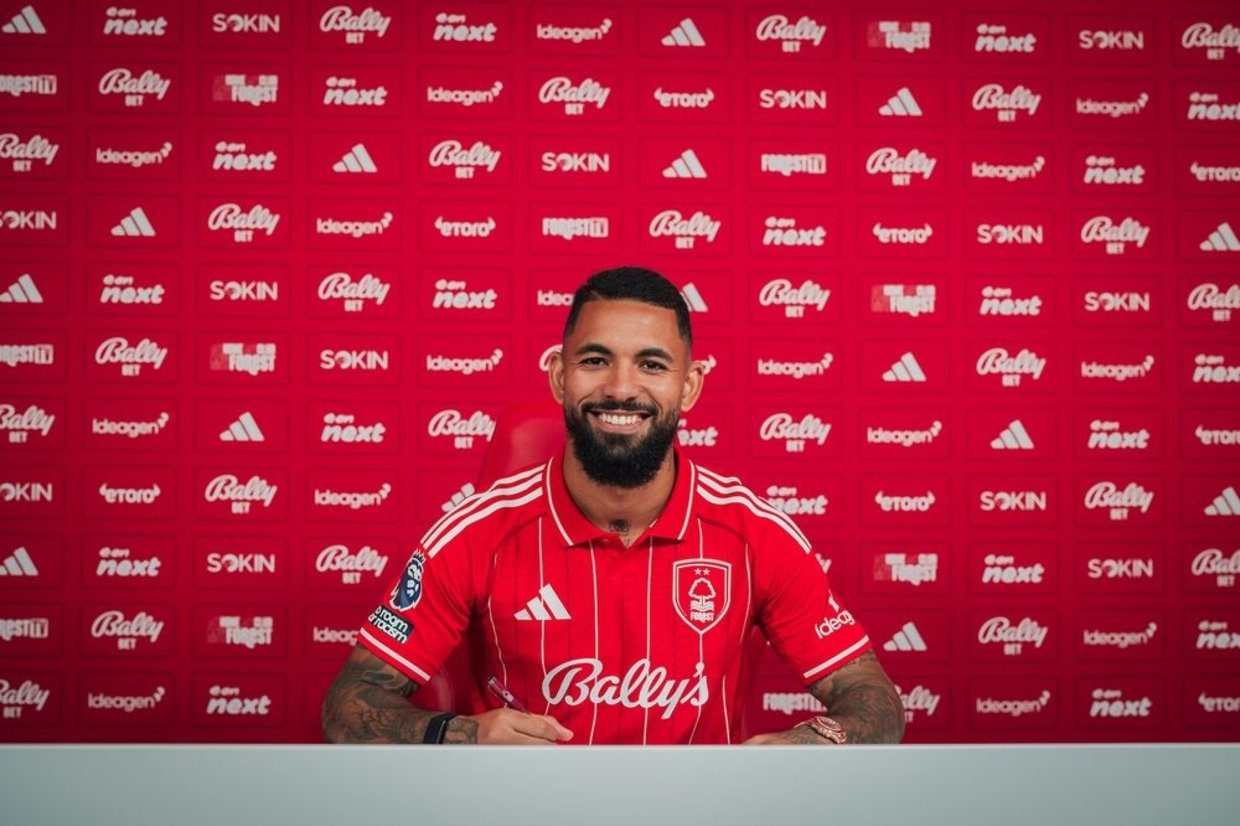 Nottingham Forest anuncia Douglas Luiz como novo reforço - zerozero.pt