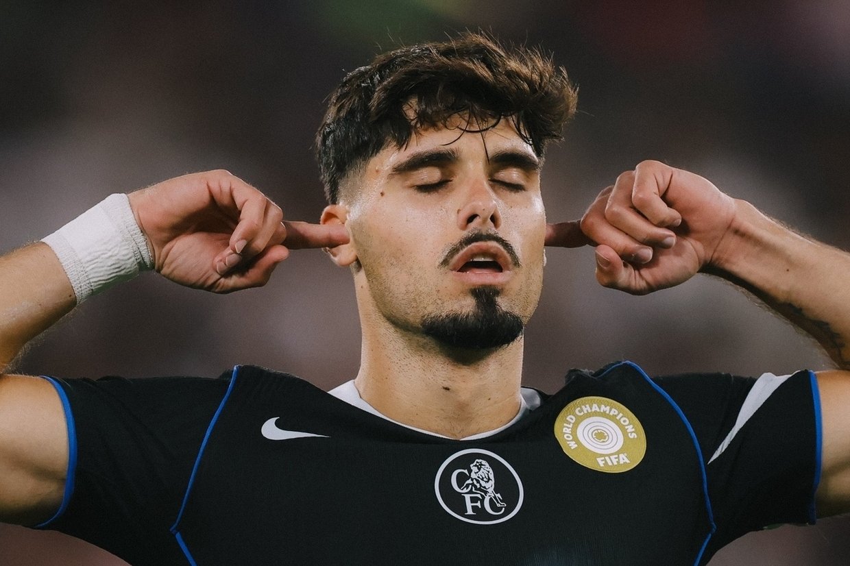 Pedro Neto ajuda Chelsea a brilhar para atropelar West Ham - zerozero.pt