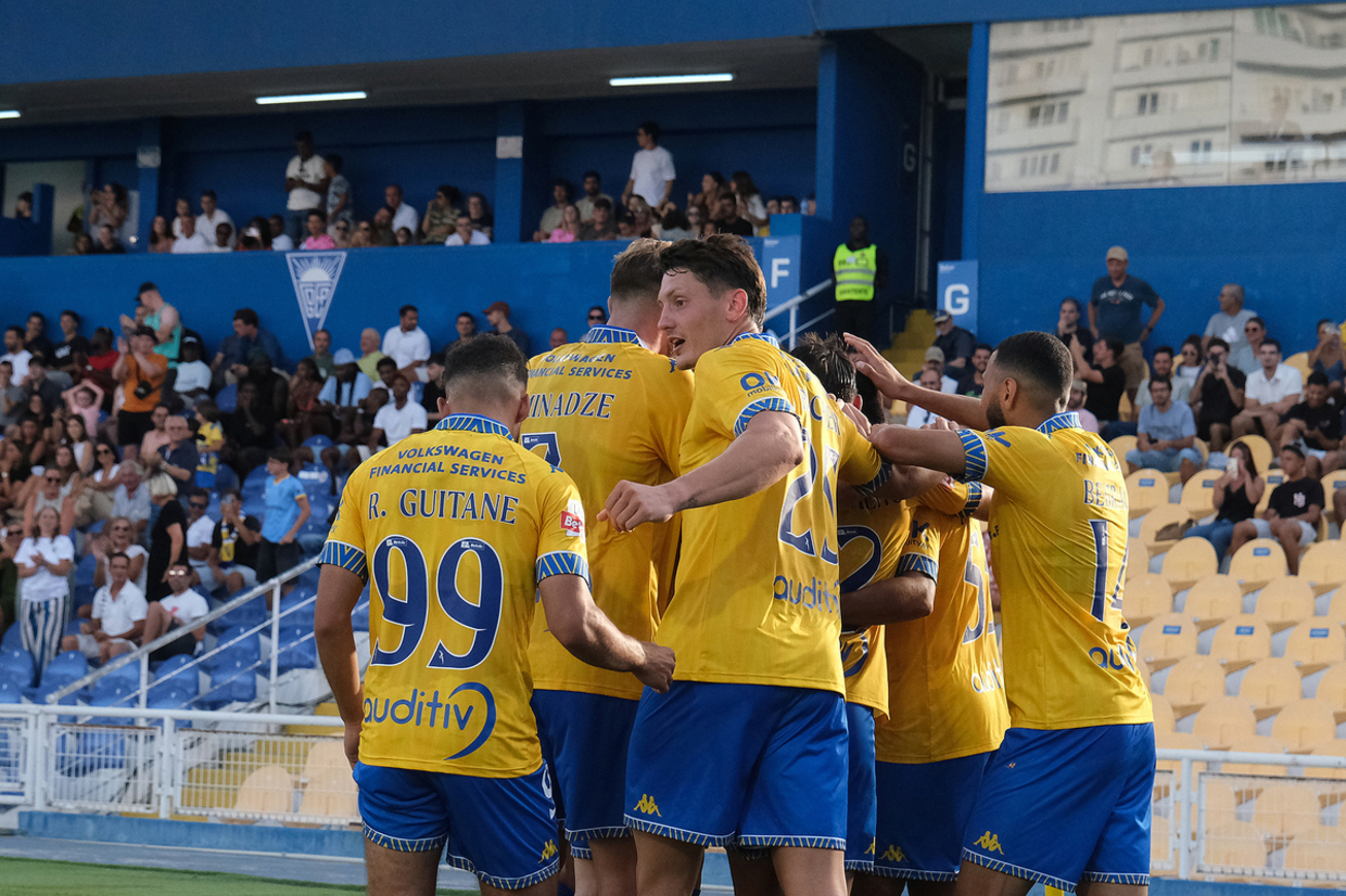 Estoril pode jogar frente ao Santa Clara em casa emprestada: saiba o que está em causa - zerozero.pt
