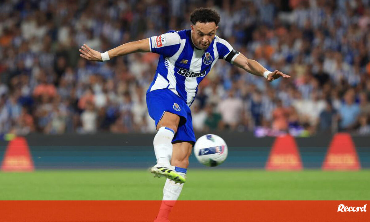 Pepê está fora do clássico - FC Porto