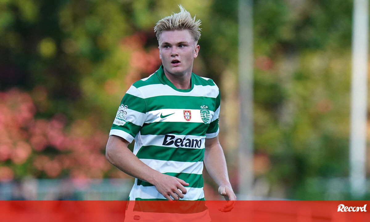 Conrad Harder convocado para a hora da despedida - Sporting