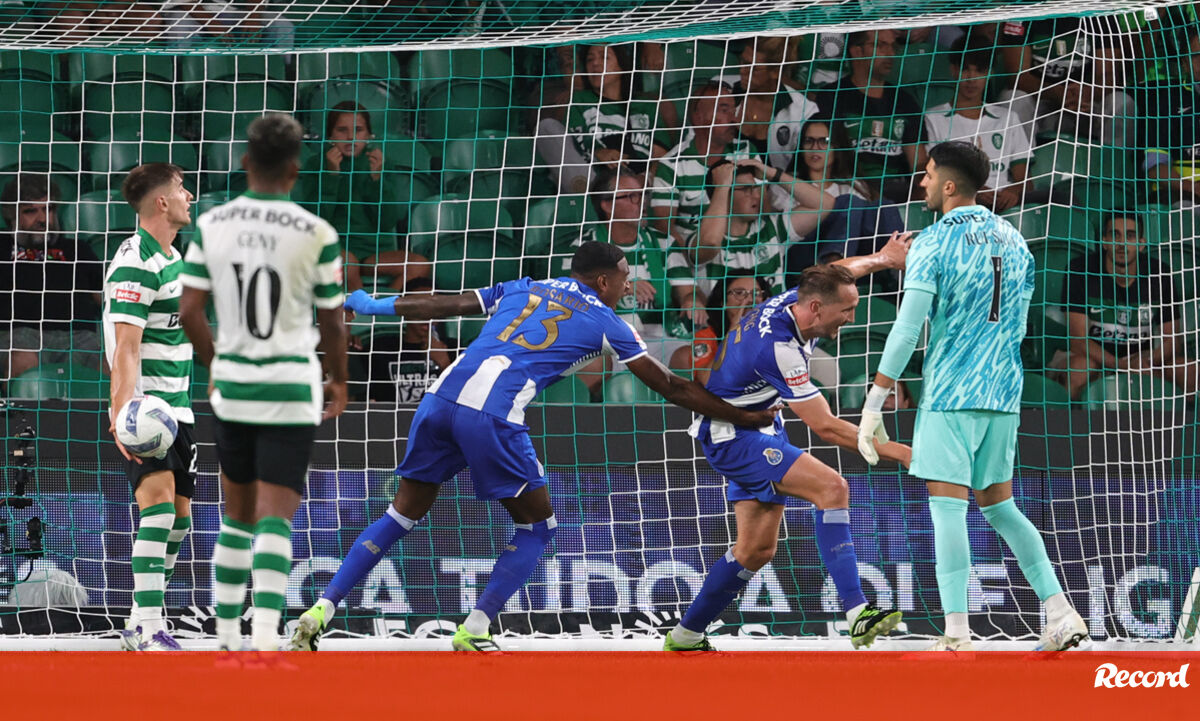«À moda antiga»: adeptos do FC Porto sobre a vitória em Alvalade - FC Porto