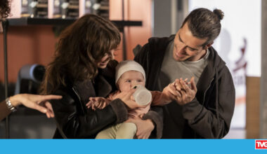 A Protegida: JD cuida da filha à frente de Mónica e a irmã estranha a relação dos dois - Novelas