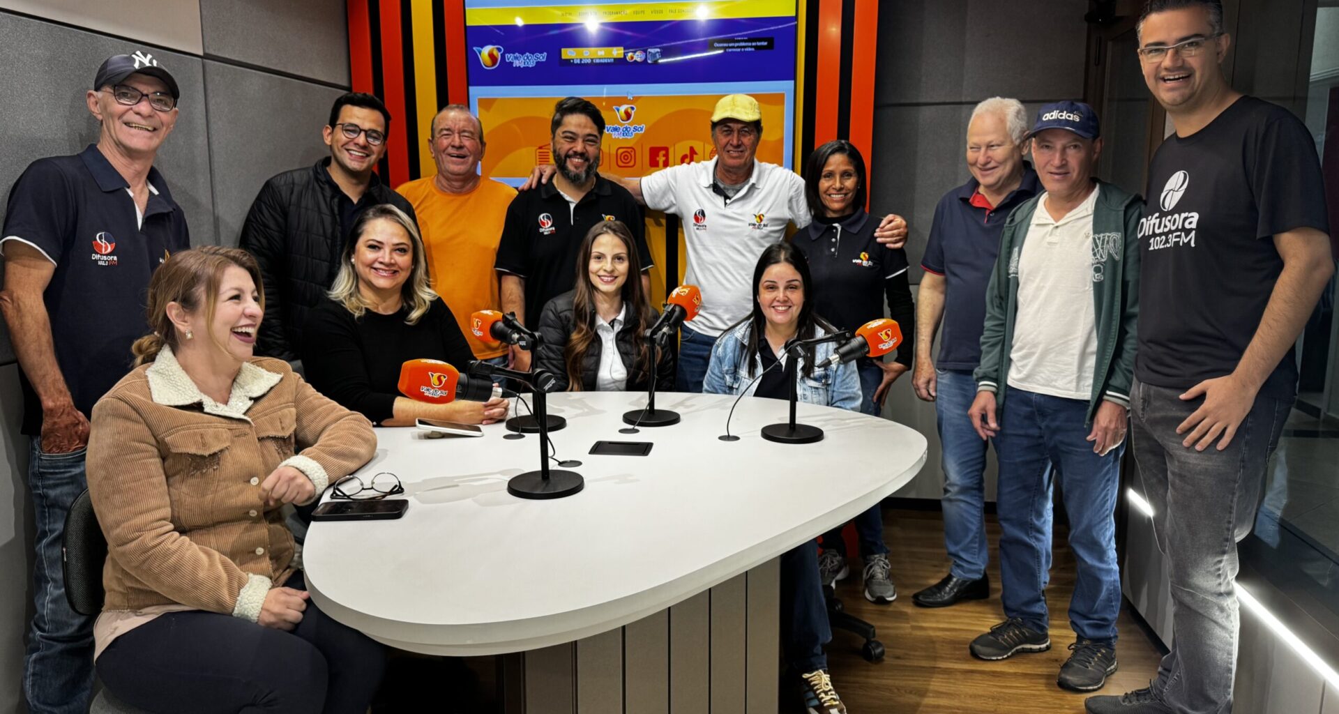 Vale do Sol e Difusora inauguram os novos ESTÚDIOS (assistam)