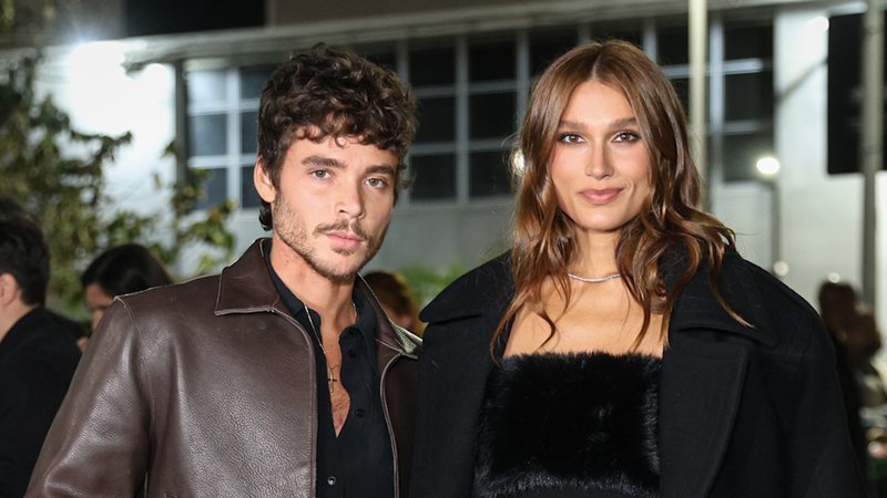 João Lucas sai em defesa de Sasha Meneghel ao ver crítica para a esposa