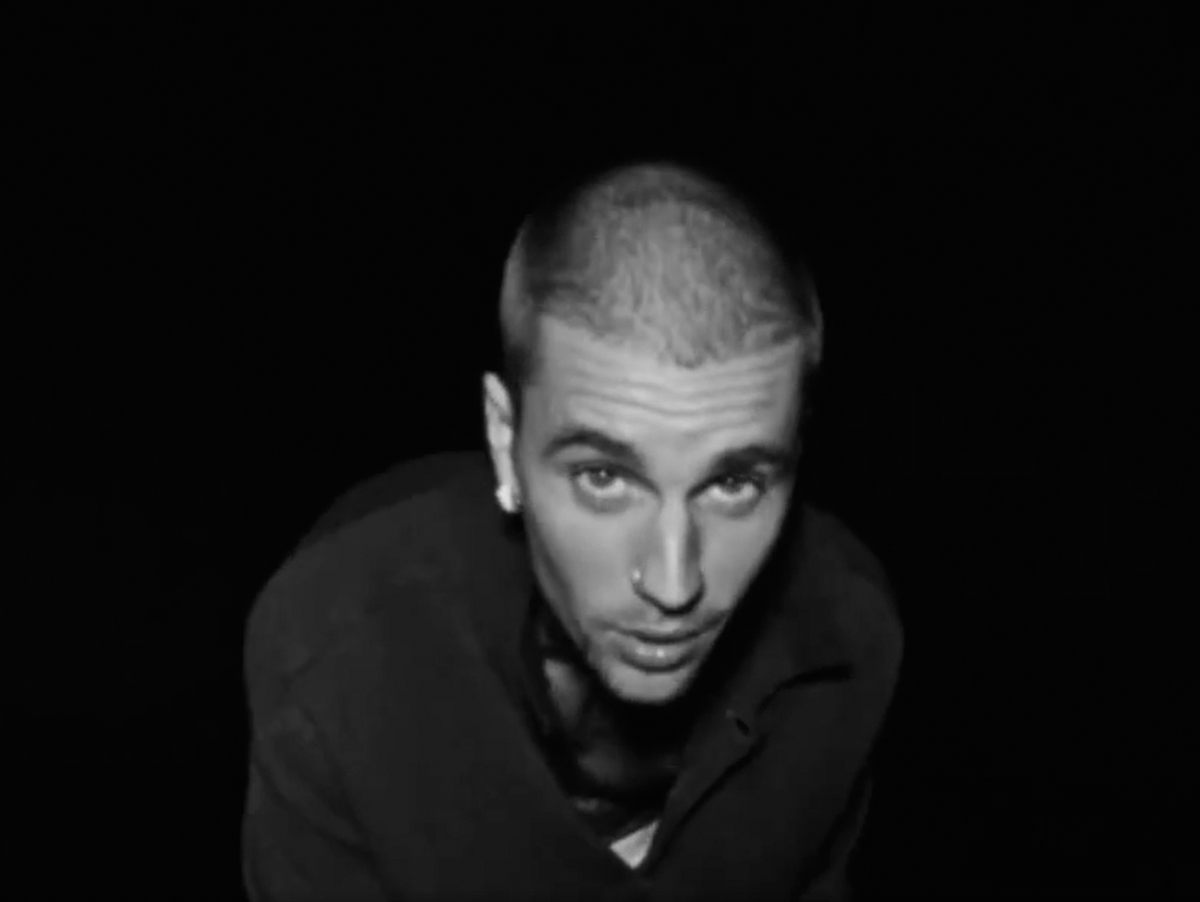 Justin Bieber deixa cantor famoso no vácuo: "me responda!"
