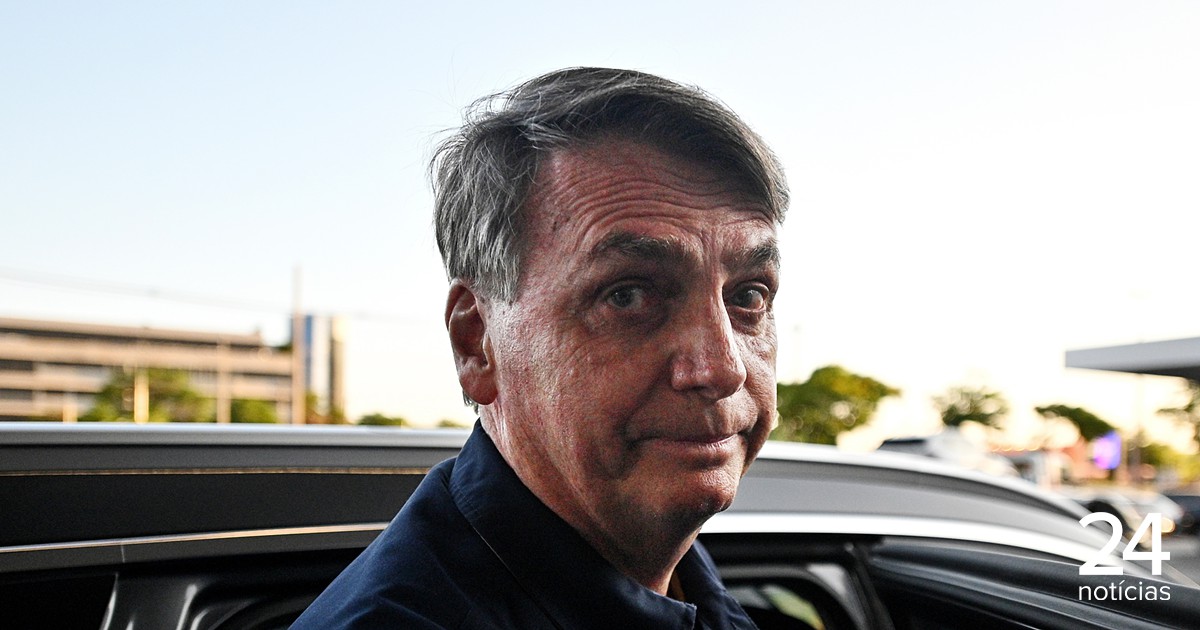 Bolsonaro nega plano de fuga após descoberta de "rascunho" de asilo - Atualidade