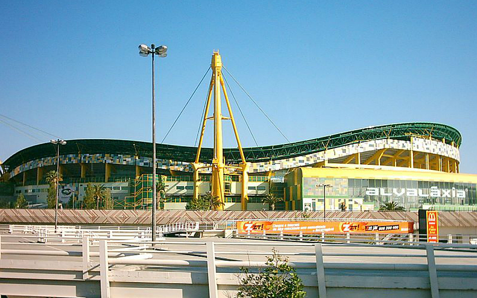 Sporting adquire espaço comercial Alvaláxia por 17 milhões