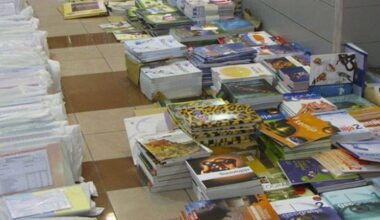 Subsídio para livros, Nagavci anuncia que mais de 144 mil pedidos foram feitos: até agora, nenhum pai reclamou
