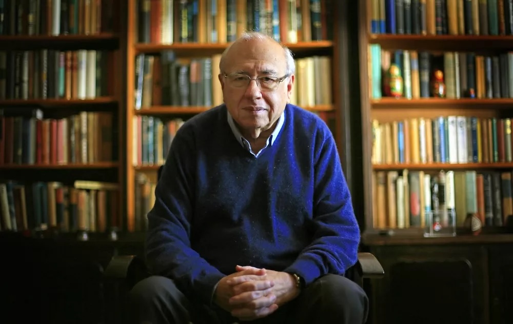 Luis Fernando Verissimo está internado em estado grave em Porto Alegre