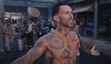 Maroon 5 Love is Like