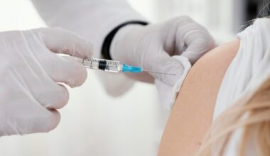 Vacina contra herpes-zóster reduz o risco de ataque cardíaco e AVC, mostra novo estudo
