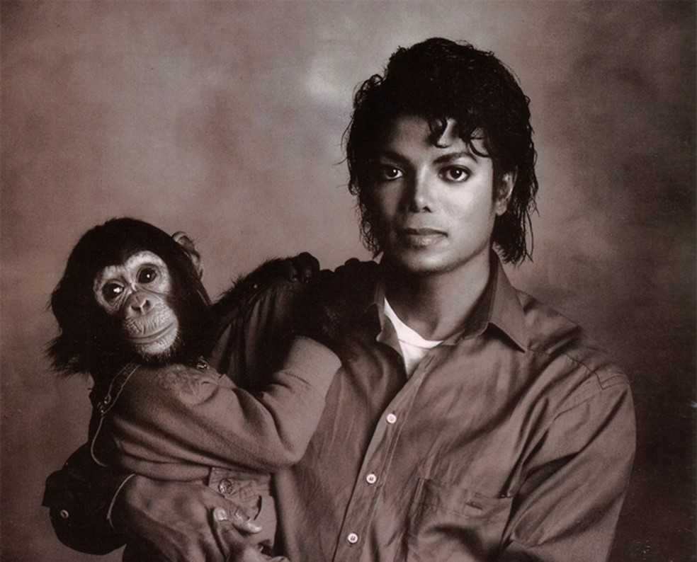 Bubbles e Michael Jackson — Foto: Reprodução
