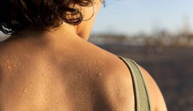 O que é hiperidrose? Entenda o distúrbio do suor excessivo em axilas, mãos e pés, e como tratar