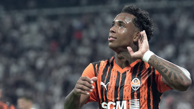 Sporting procura craque à esquerda. Kevin é alternativa a Yeremay