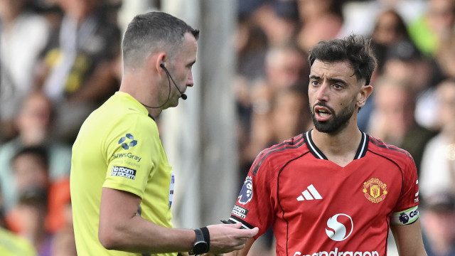 Bruno Fernandes culpa o árbitro pelo penálti falhado: 